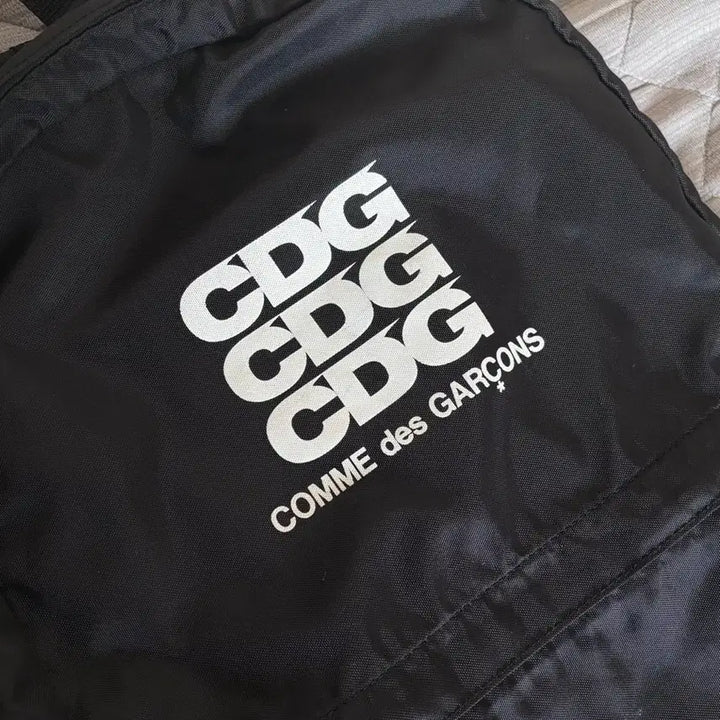 [SOLD OUT] 꼼데가르송 CDG 블랙 백팩 가방