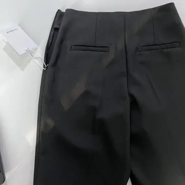 [BUNJANG] CHARMEUSE Luna Essential Side Zip Wide Slacks Black S / CHARMEUSE 루나 에센셜 사이드 지퍼 와이드 슬랙스 블랙 S