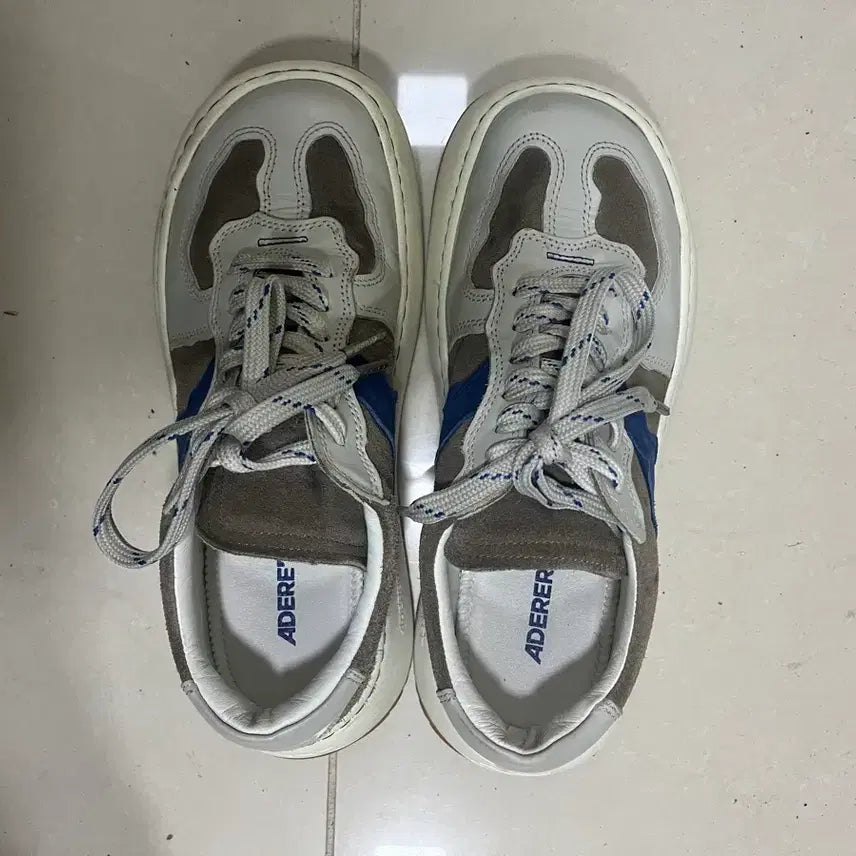 [SOLD OUT] 아더에러 Torn 로우 스니커즈 IT 40 (255) 상태