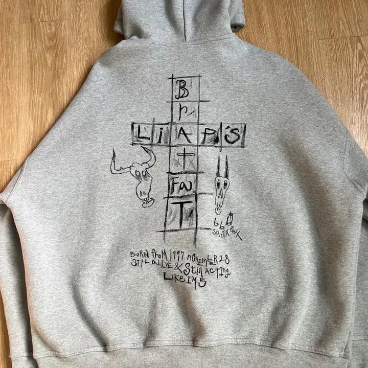 [BUNJANG] Brat Hand-Painted Hooded Zip-Up / Brat fat lips 핸드페인팅 후드집업