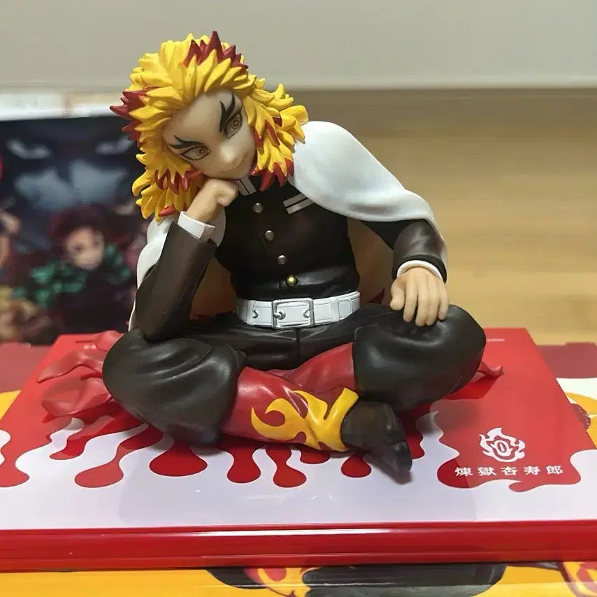 [BUNJANG] Demon Slayer Rengoku Figure / 귀멸의 칼날 테노히라 렌고쿠 피규어