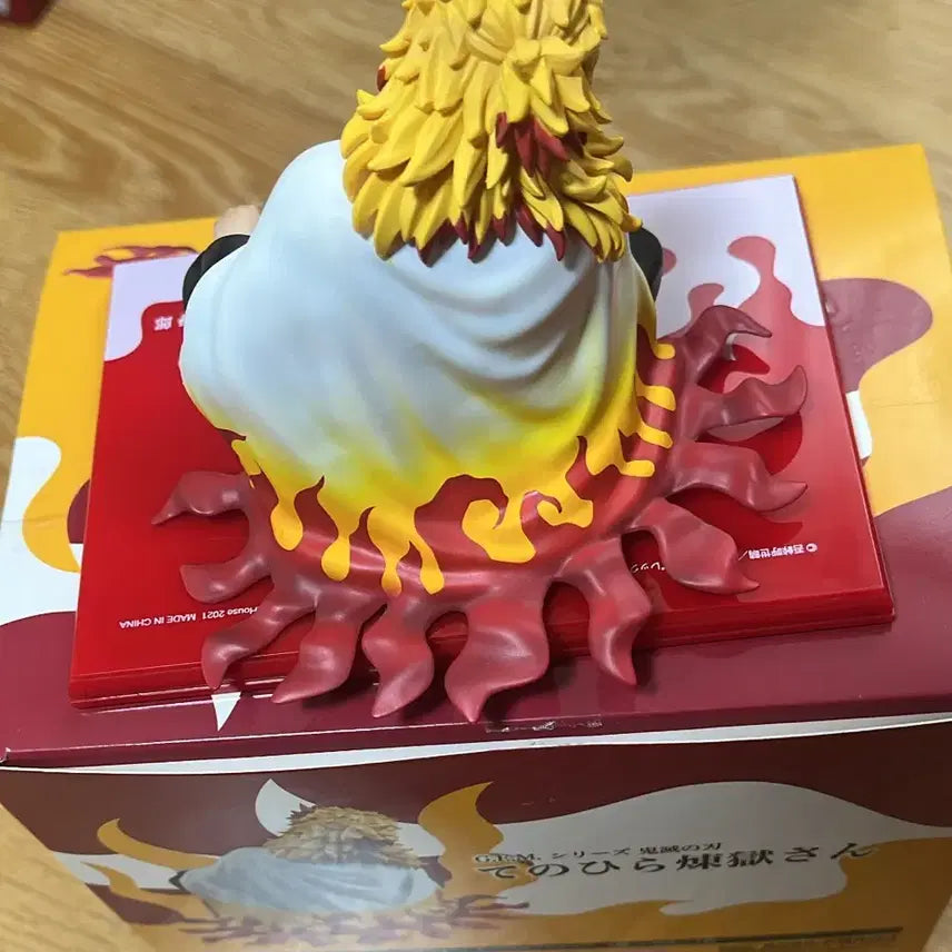 [BUNJANG] Demon Slayer Rengoku Figure / 귀멸의 칼날 테노히라 렌고쿠 피규어