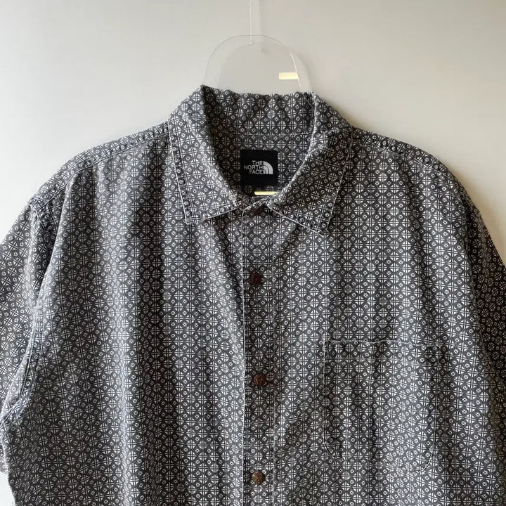 [SOLD OUT] 노스페이스 패턴 반팔셔츠