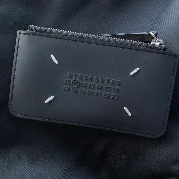 [SOLD OUT] 메종 마르지엘라 지퍼 지갑