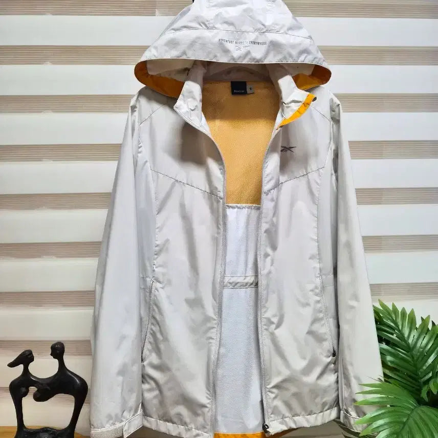 [SOLD OUT] 리복 후드 바람막이 자켓 M
