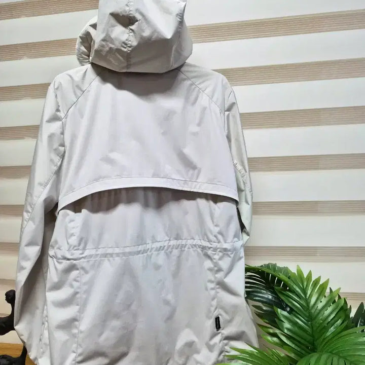 [SOLD OUT] 리복 후드 바람막이 자켓 M
