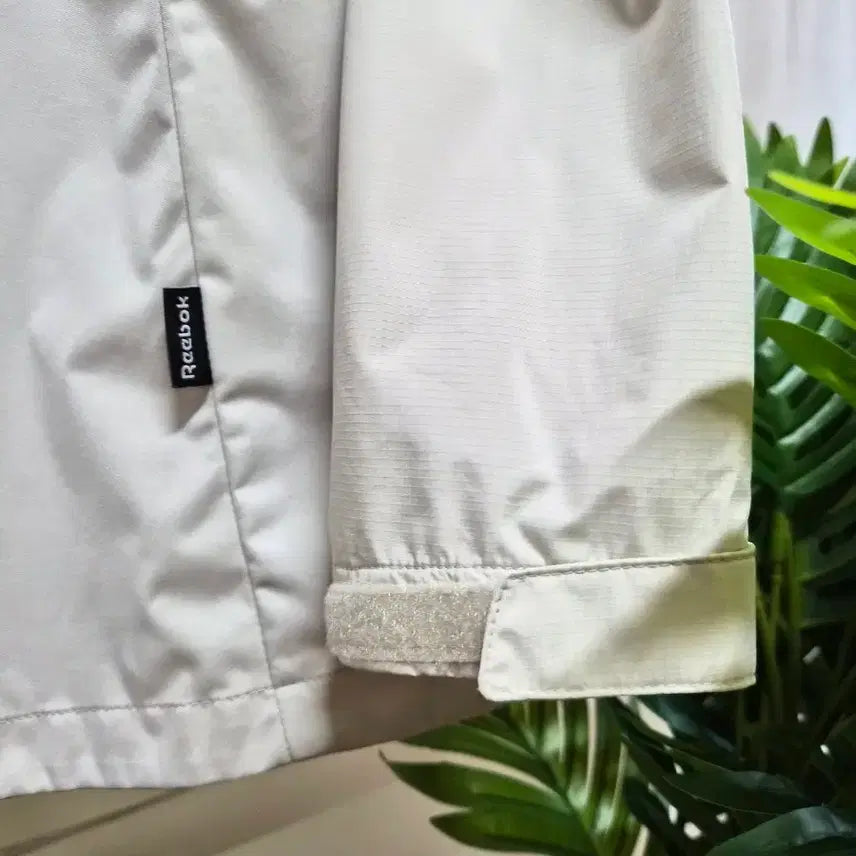 [SOLD OUT] 리복 후드 바람막이 자켓 M