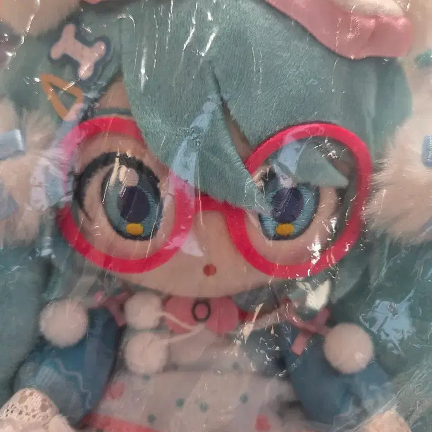 [BUNJANG] Good Smile Hatsune Miku Home Coord Figure with Cinnamoroll Eye Mask / 미개봉) 굿스마일 집코디 미쿠 인형(시나모롤 안대)