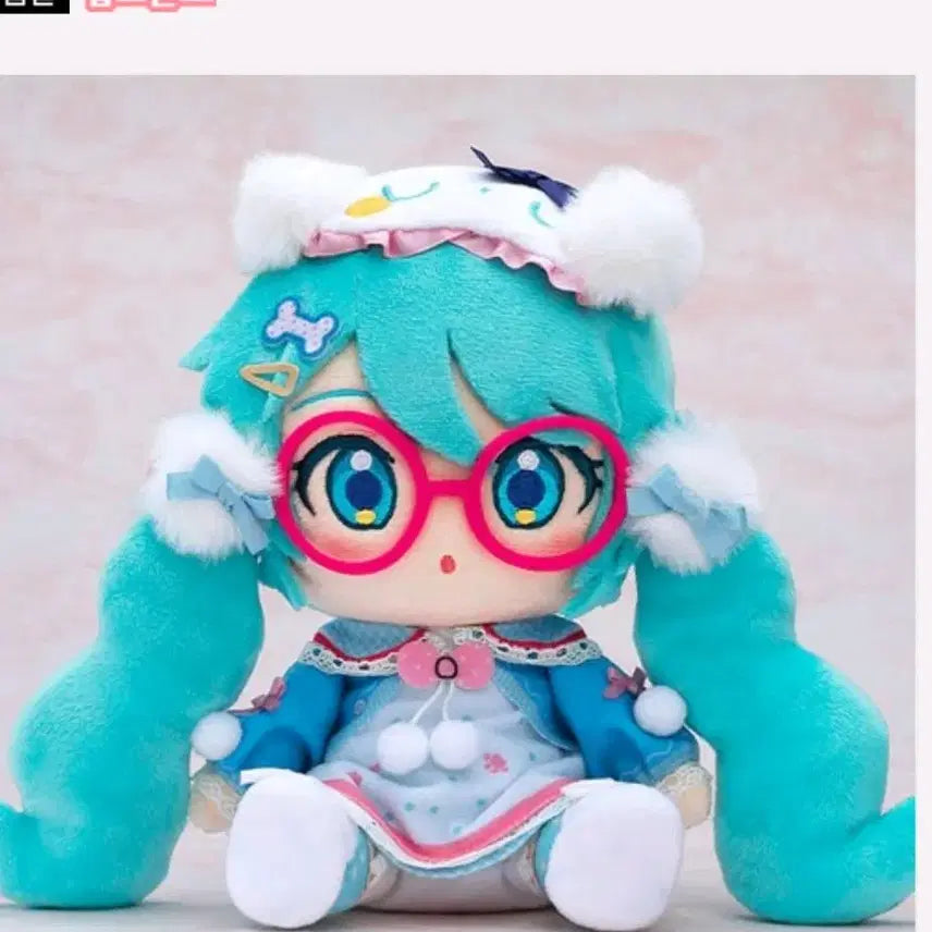 [BUNJANG] Good Smile Hatsune Miku Home Coord Figure with Cinnamoroll Eye Mask / 미개봉) 굿스마일 집코디 미쿠 인형(시나모롤 안대)