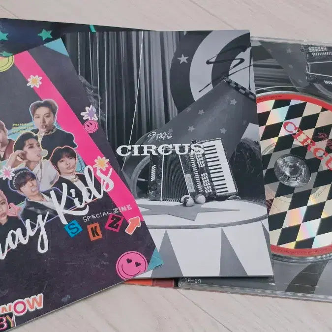 [BUNJANG] Stray Kids Circus Unsealed Album / 개봉앨범:)) 스트레이키즈 서커스 개봉 일본 앨범