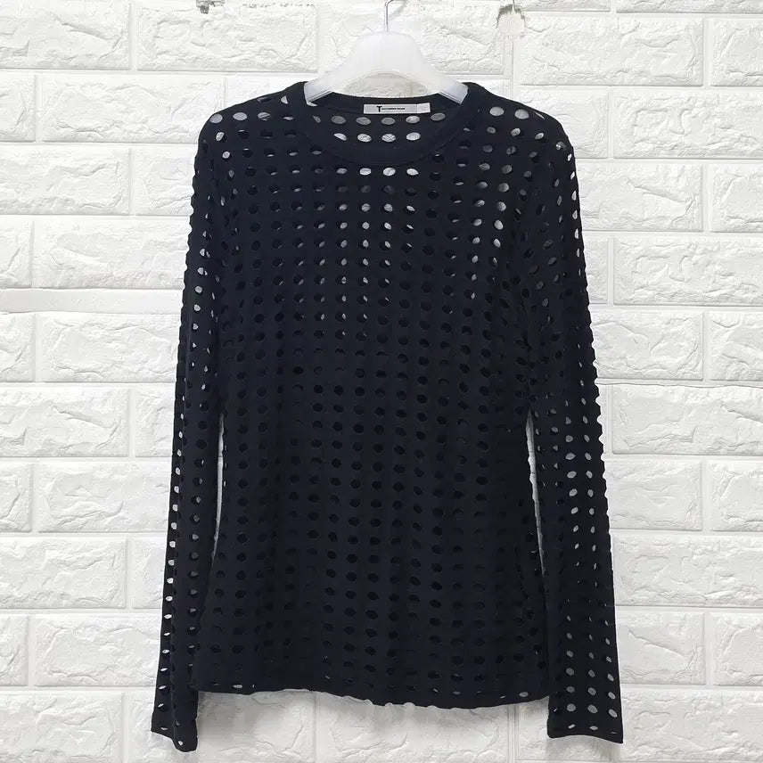 [BUNJANG] Alexander Wang Black Punching Net Long Sleeve / S 알렉산더왕 블랙 펀칭 네트 긴팔 롱슬리브 C822