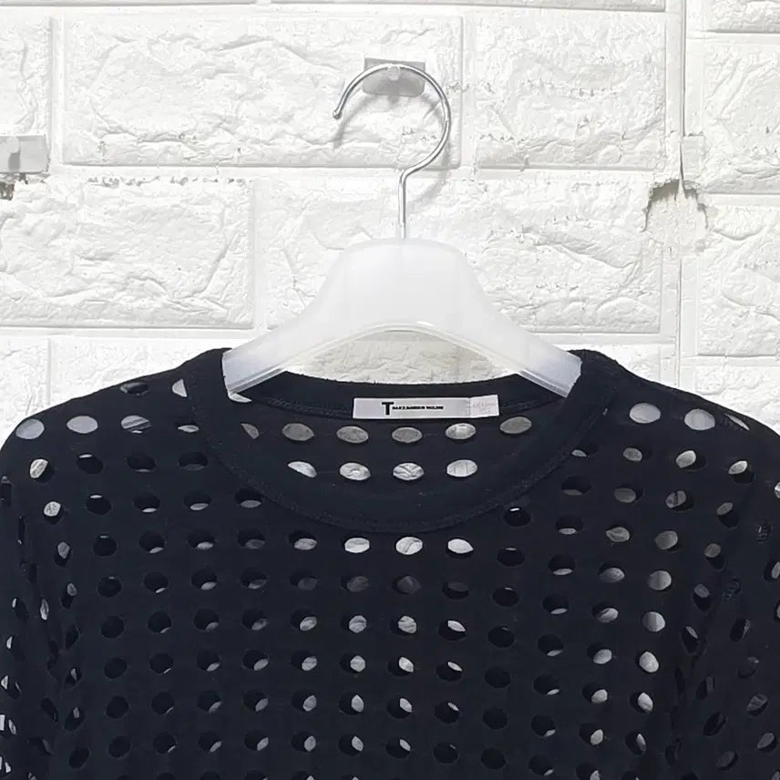 [BUNJANG] Alexander Wang Black Punching Net Long Sleeve / S 알렉산더왕 블랙 펀칭 네트 긴팔 롱슬리브 C822