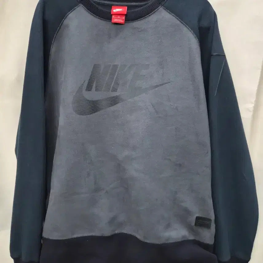 [BUNJANG] Nike Black Sweatshirt / 나이키 블랙 스웨트 셔츠