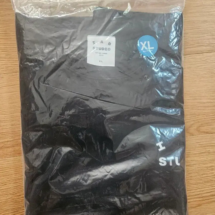 [SOLD OUT] IAB STUDIO 블랙 긴팔 XL 새상품