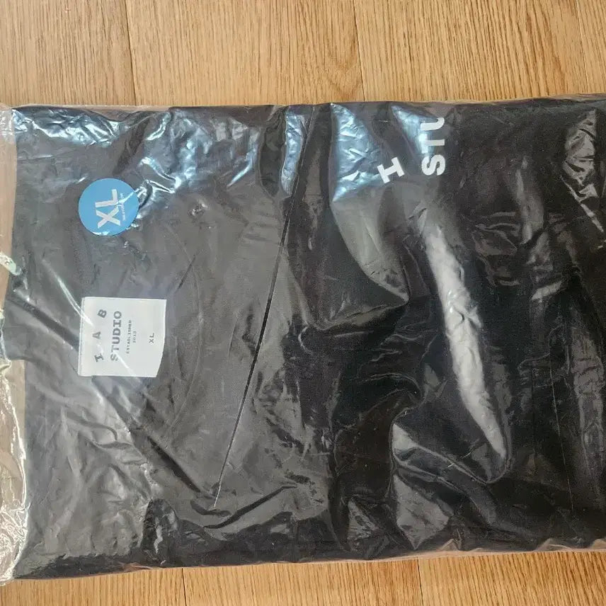 [SOLD OUT] IAB STUDIO 블랙 긴팔 XL 새상품