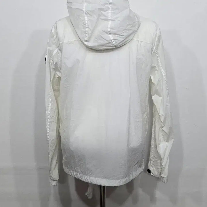 [SOLD OUT] [95] 내셔널지오그래픽 여름 바람막이
