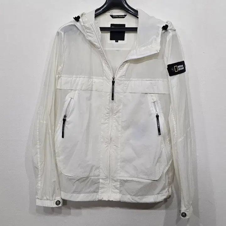 [SOLD OUT] [95] 내셔널지오그래픽 여름 바람막이