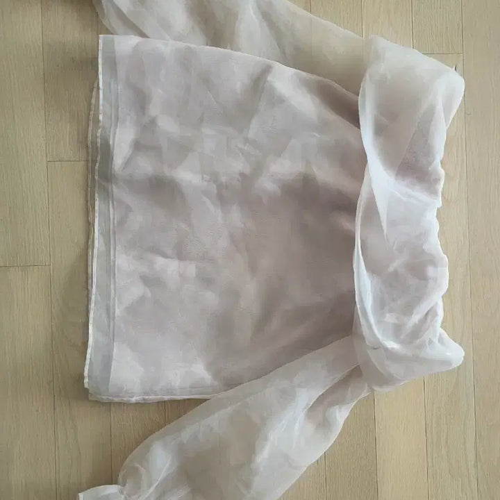 [BUNJANG] Fairy Organza Off-Shoulder Top / 페어리 오간자 오프숄더