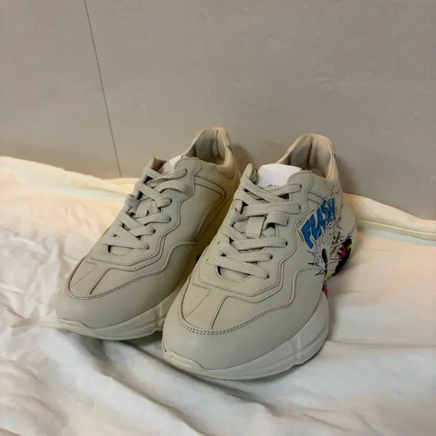 [BUNJANG] Gucci Donald Duck Rhyton Sneakers / 구찌X디즈니 도널드덕 라이톤 스니커즈