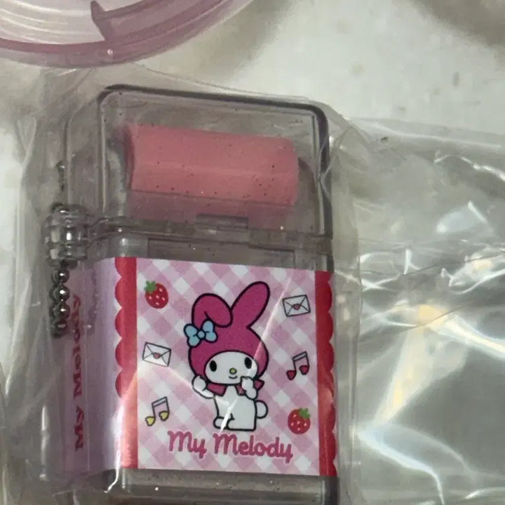 [BUNJANG] Sanrio Roller Eraser Keychain Gacha (My Melody, Kuririn, Cinnamoroll) / 산리오 롤러 지우개 키링 가챠(마이멜로디, 쿠리링, 시나모롤)