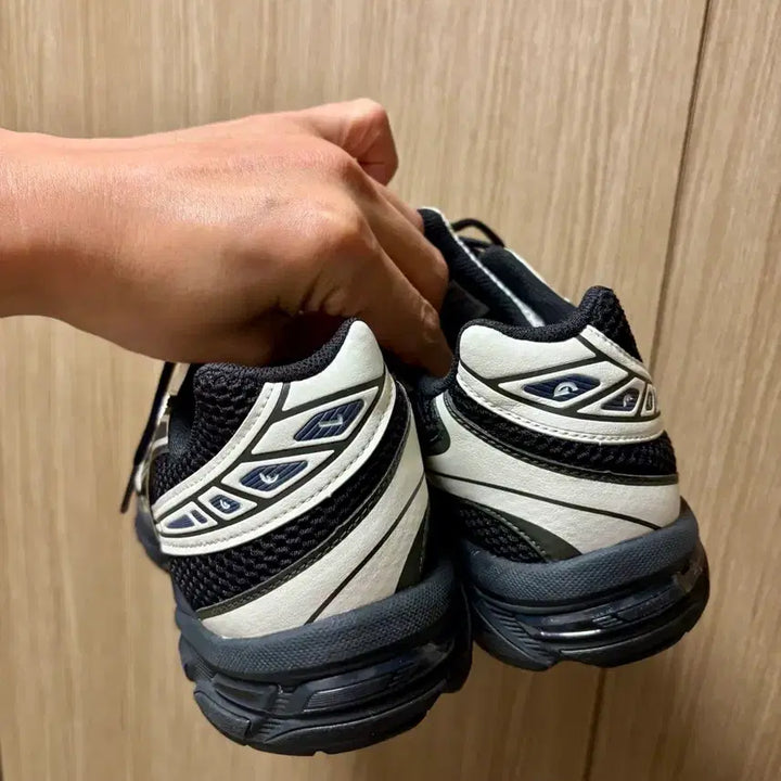 [SOLD OUT] 아식스 젤1230 블랙크림 285