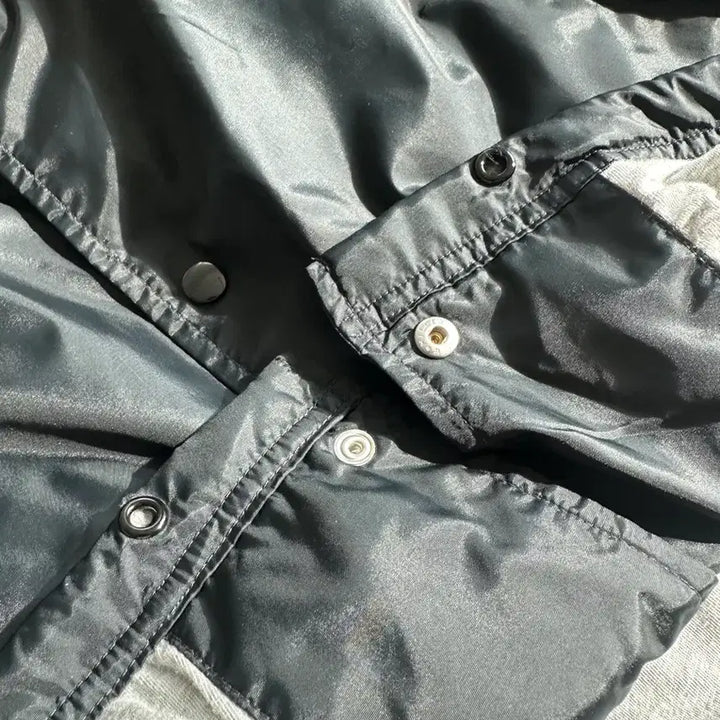 [SOLD OUT] 슈프림 챔피온 코치자켓 xl 블랙