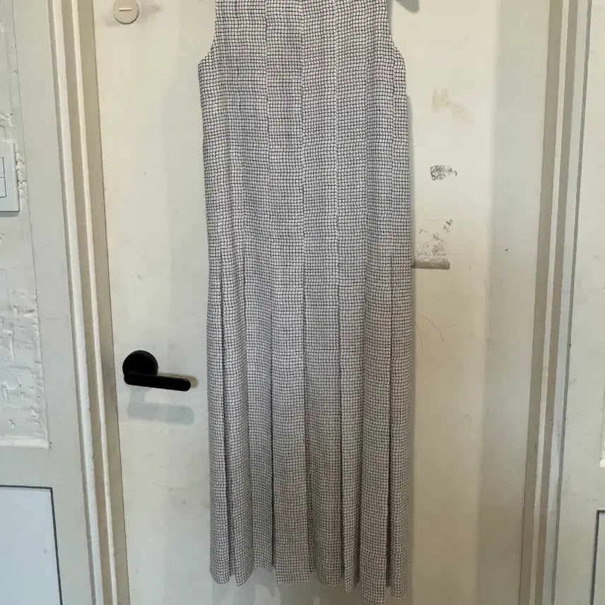 [BUNJANG] COS Pleated Sleeveless Dress / COS  코스 민소매 플리츠 원피스