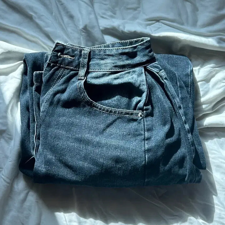 [BUNJANG] Avely Balloon Fit Jeans / 에이블리 청바지 팔아요!!