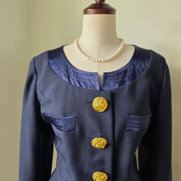 [BUNJANG] Navy Satin Gold Button Set / 네이비 새틴 포인트 볼드 금장 단추 셋업