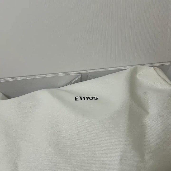 [BUNJANG] Ethos Folding Shoulder Bag / 에토스 폴딩백 새상품