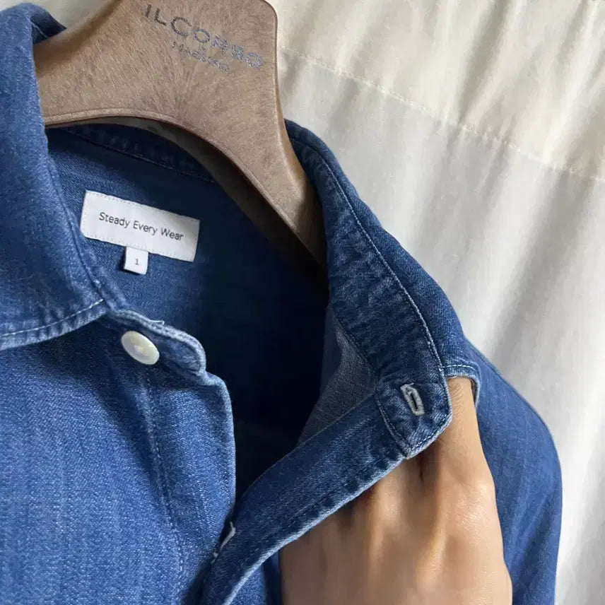 [BUNJANG] Steady-Everywhere Relaxed Denim Shirt Medium Blue Size 1 / 스테디에브리웨어(sew) 릴렉스드데님셔츠 미디엄블루 1사이즈