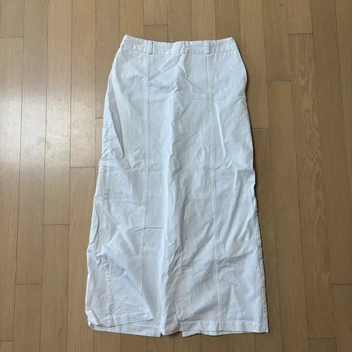 [SOLD OUT] 블랙업 롱 스커트 화이트 중고옷