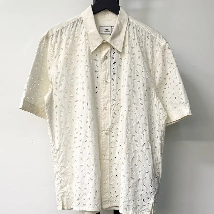 [BUNJANG] Ami Embroidered Half Shirt - XL / 아미 엠브로이더드 하프 셔츠