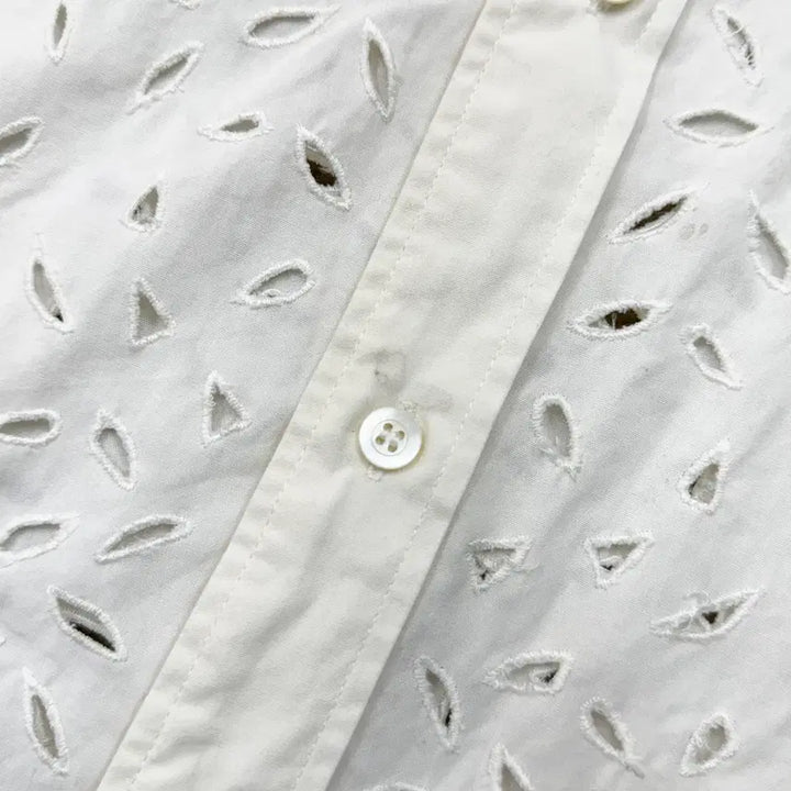 [BUNJANG] Ami Embroidered Half Shirt - XL / 아미 엠브로이더드 하프 셔츠