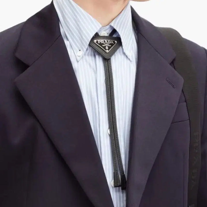 [BUNJANG] Prada Black Leather Bolo Tie / 프라다 블랙가죽 볼로타이