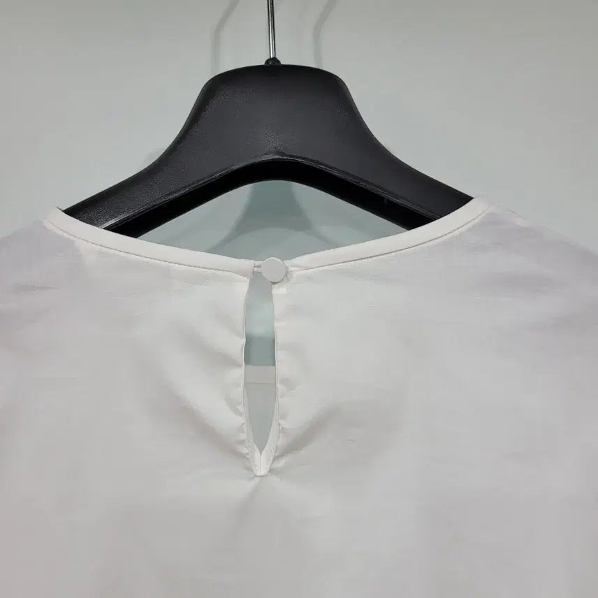 [BUNJANG] It MICHAA White Blouse / 잇미샤 화이트 블라우스