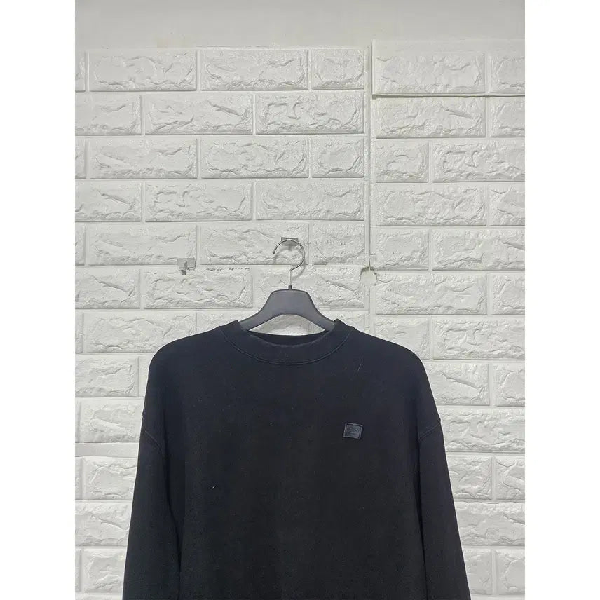 [SOLD OUT] L 아크네스튜디오 ACNE 블랙 맨투맨 C829