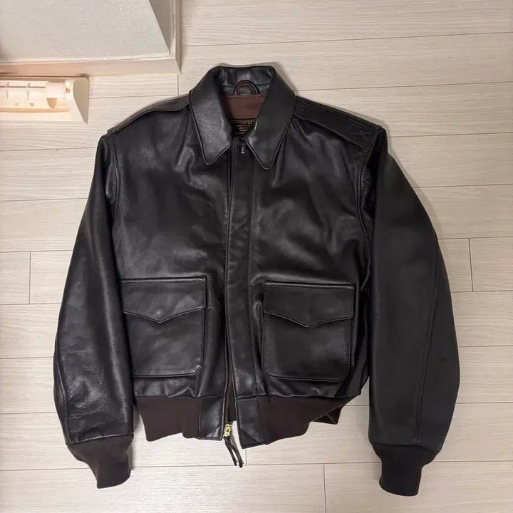 [SOLD OUT] (36size) 콕핏 a-2 차심 홀스하이드 가죽자켓