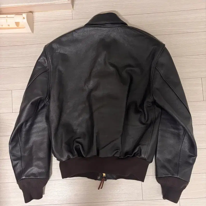 [SOLD OUT] (36size) 콕핏 a-2 차심 홀스하이드 가죽자켓