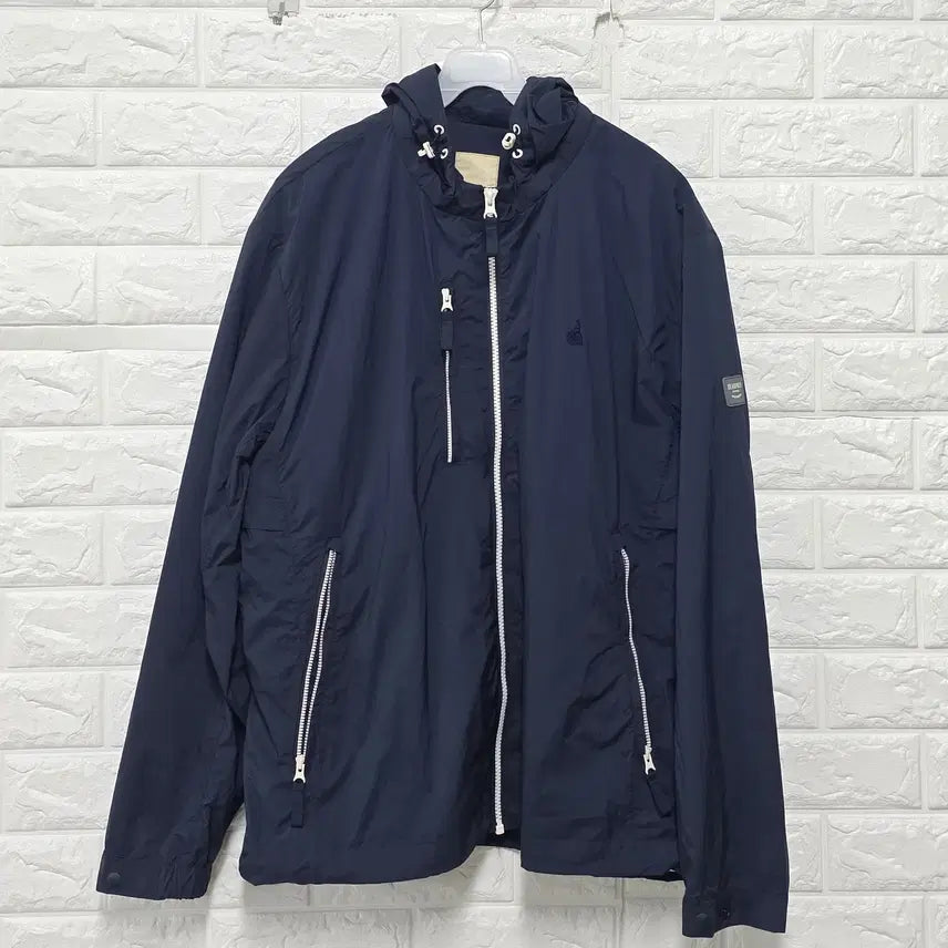 [SOLD OUT] 105 22s 빈폴 네이비 바람막이 C832