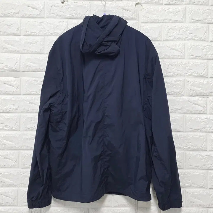 [SOLD OUT] 105 22s 빈폴 네이비 바람막이 C832