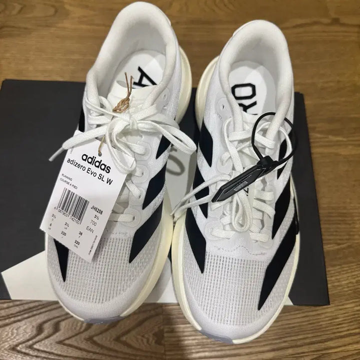 [SOLD OUT] 새상품) 아디다스 아디제로 EVO SL 우먼 220