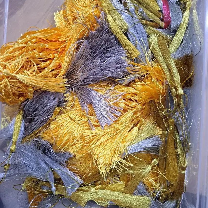 [SOLD OUT] D8 재고정리 1.2kg 태슬 핸드폰 가방 키링 DIY부자재 약1100개