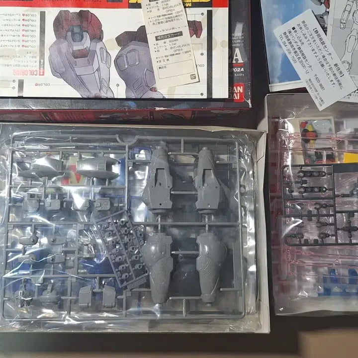 [SOLD OUT] 반다이 건담 GP02A + 빅토리 건담 1/144