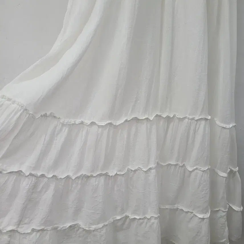 [BUNJANG] White Halter Neck Crochet Long Dress / 화이트 홀터넥 크로셰 롱 원피스