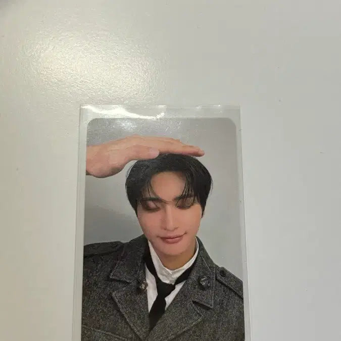[SOLD OUT] 에이티즈 성화 앞니 플러팅 포카