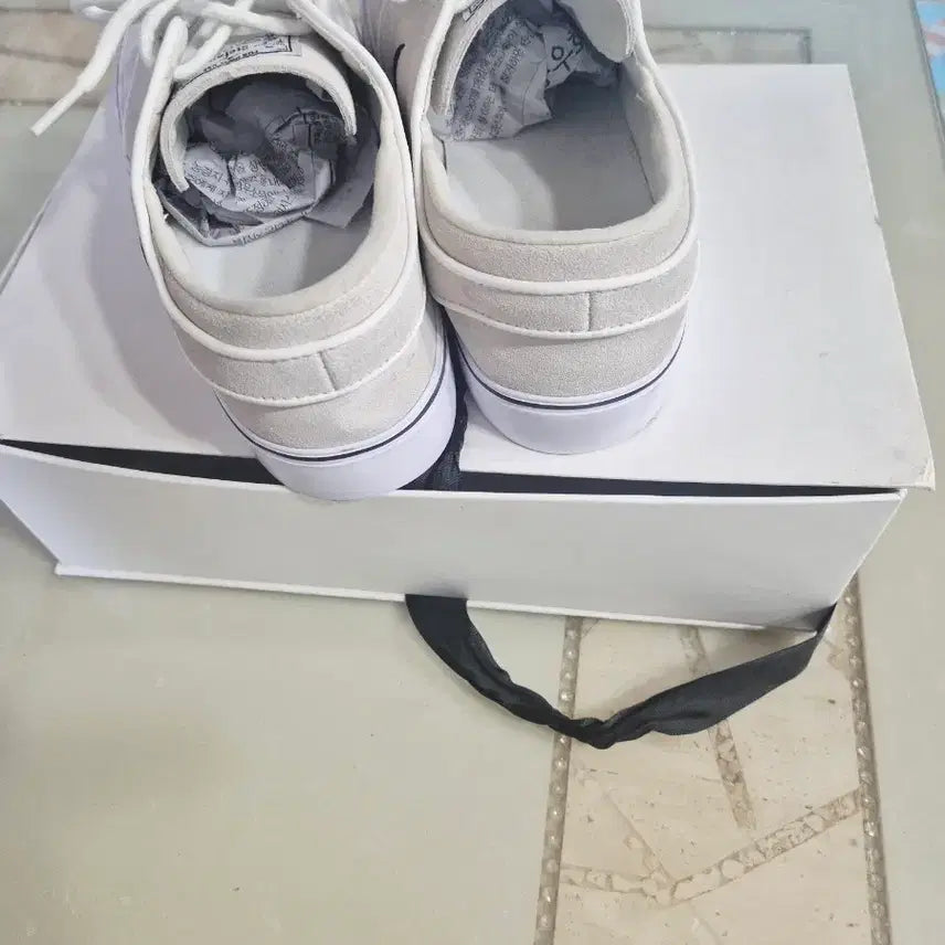 [BUNJANG] Nike SB Stefan Janoski Beige Skateboarding Shoes / 나이키 SB 스테판 야노스키 스케이트보드화 베이지