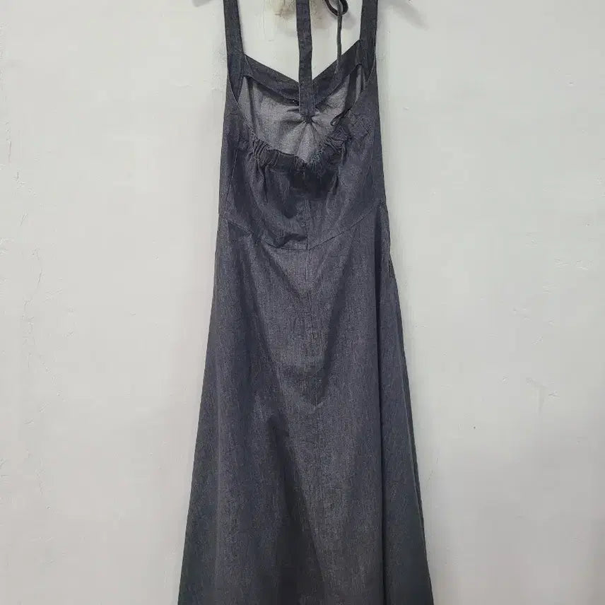 [BUNJANG] Nice Claup Halter Neck Long Dress / nice claup 홀터넥 원피스