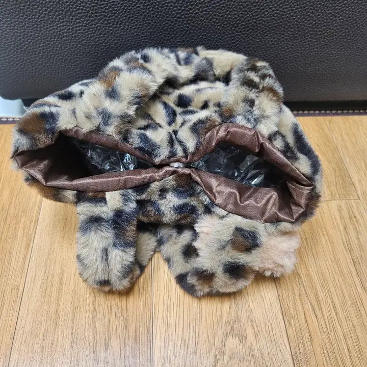 [BUNJANG] Kitty Leopard Fur Tote Bag / 키티 레오파드 퍼 가방 토트백