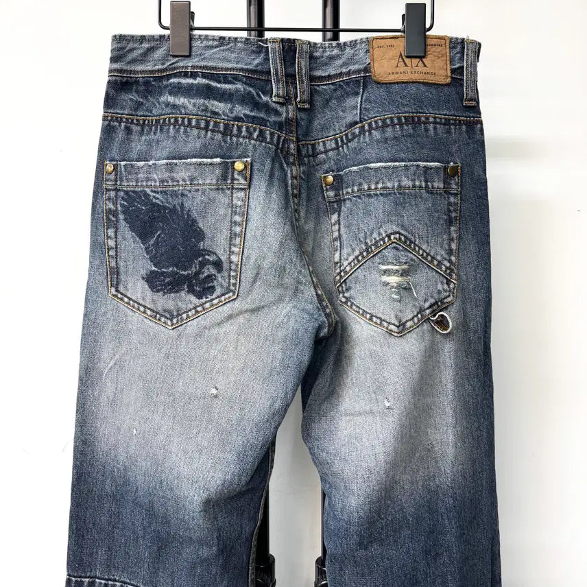 [SOLD OUT] 아르마니 익스체인지 이글 엠브로이더드 페인트 데님